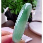 晴底正装翡翠手镯